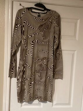 Mid Century Modern Wavy Print Long Sleeve Dress in Beige and Brown